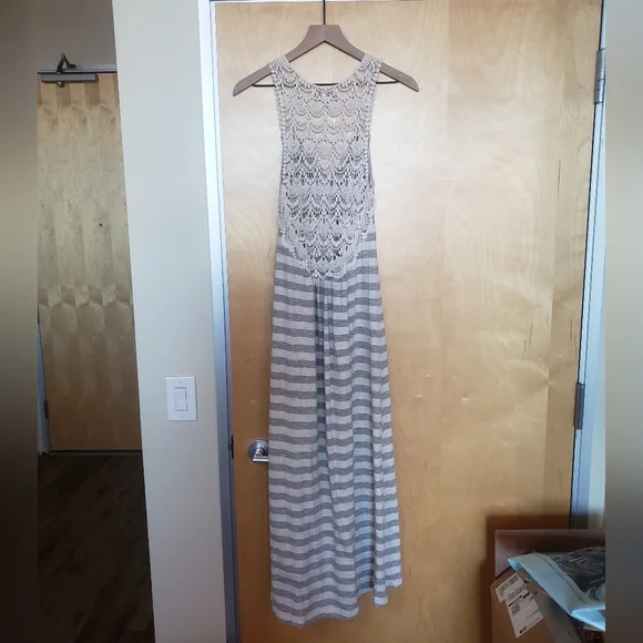 Maxi dress - Picture 2 of 2